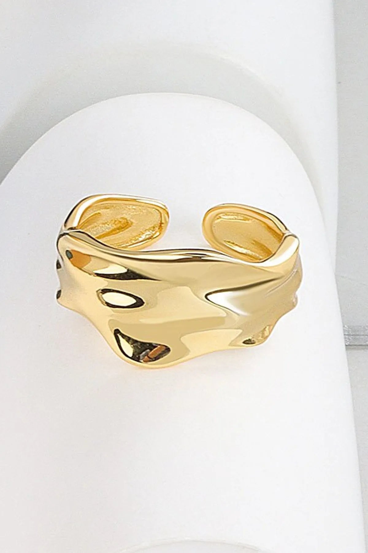 Women's Gold Color Design Ring with Adjustable Size